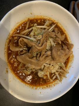 赤辛黒醤油ラーメン 3辛