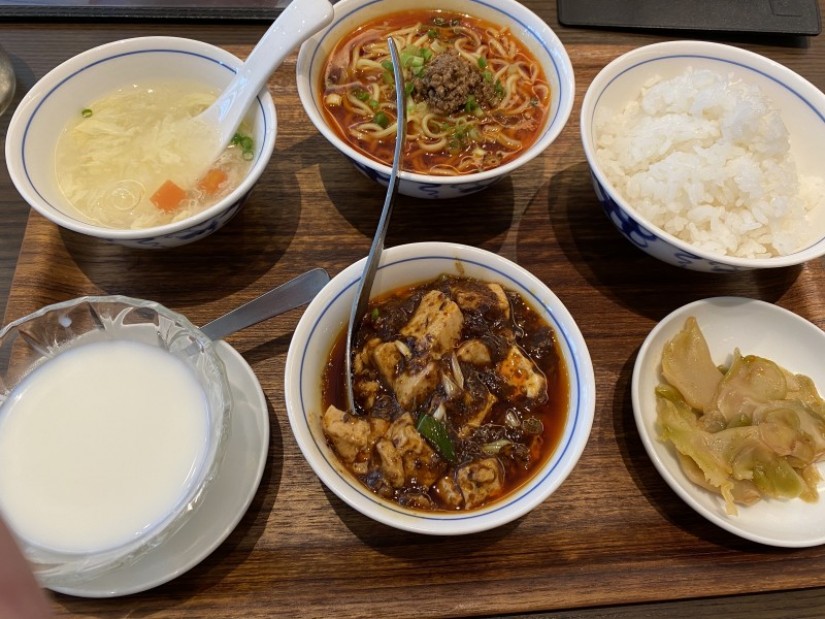 陳麻婆豆腐と坦々麺セット