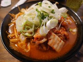 韓国式キムチラーメン 辛さマーク2つ
