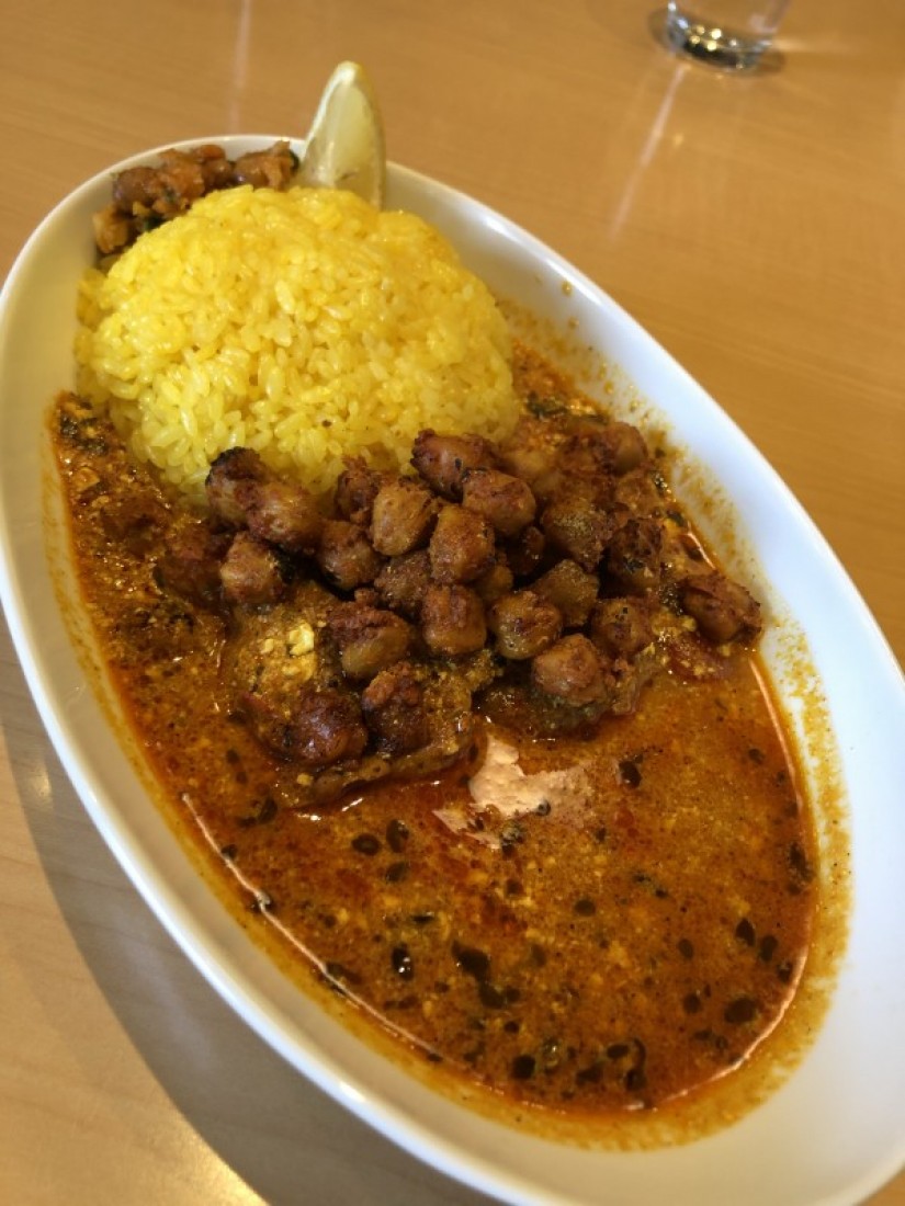 ヨーグルトチキンカレー ＋1 中辛