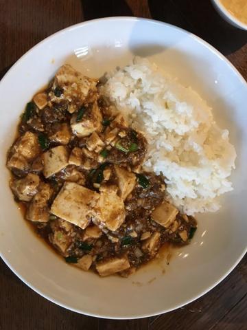 麻婆豆腐あんかけご飯
