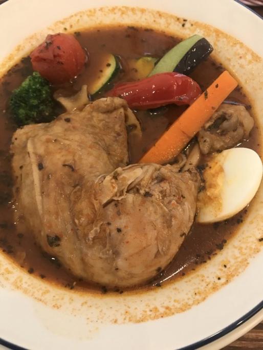 スープカレーやわらかチキンと野菜10辛