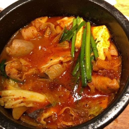 ホルモン鍋定食 辛