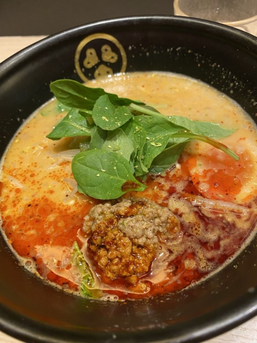 とんこつ担々麺