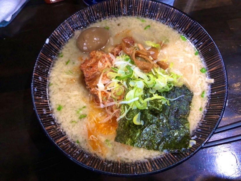 みそホルモンらーめん