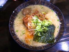 みそホルモンらーめん
