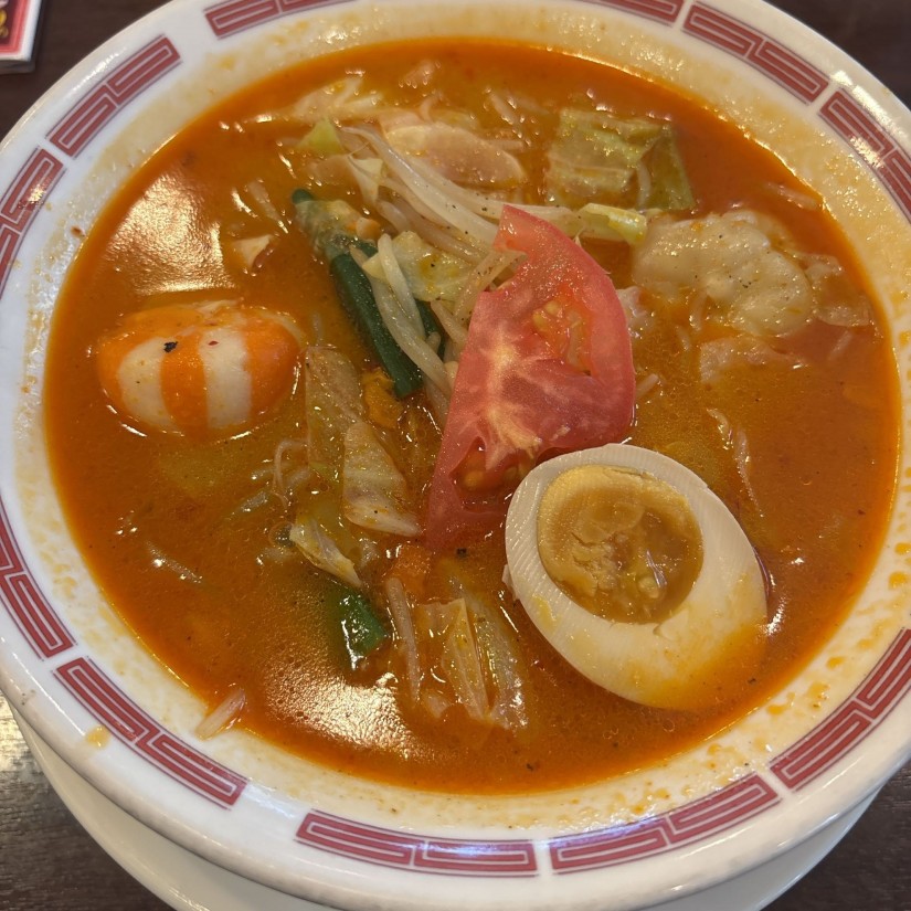 小籠包入り！紅白団子の麻辣担 3辛