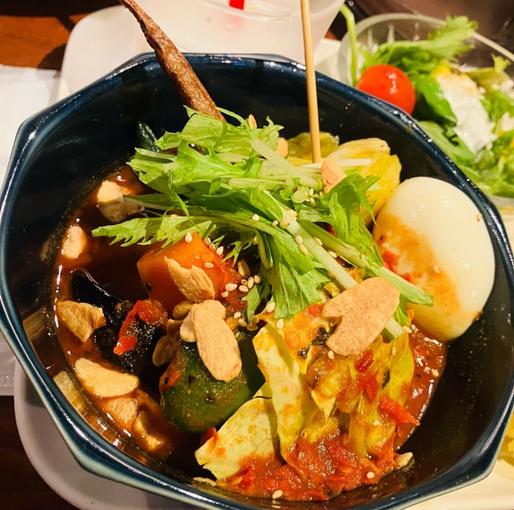 ランチプレート"野菜" 赤スープ 10番