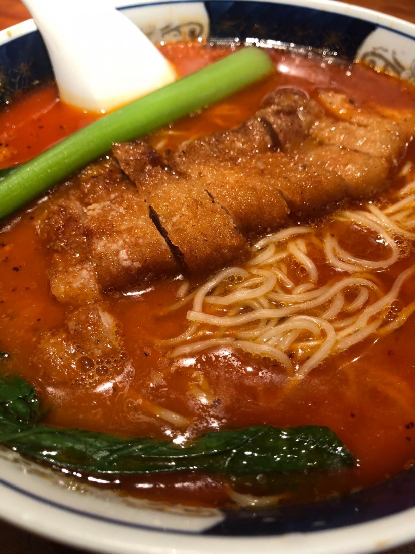 拝骨坦々麺 激辛