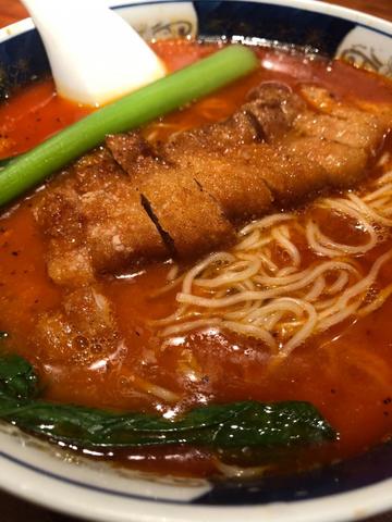 拝骨坦々麺 激辛