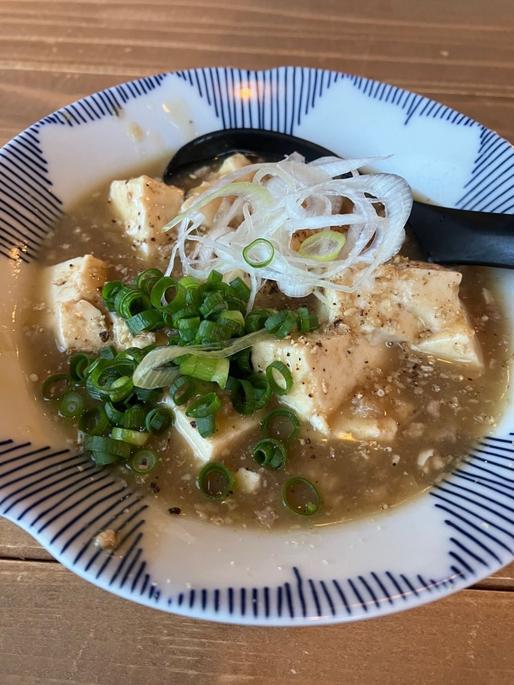 グリーンチリの麻婆豆腐