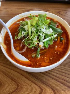 麻辣刀削麺