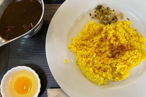 萬栄プレミアムカレー