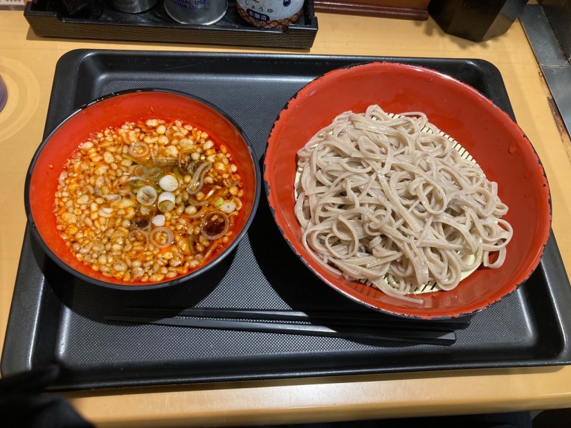 辛たぬき肉つけそば