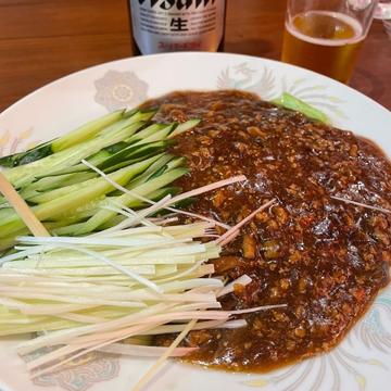 ジャージャー麺