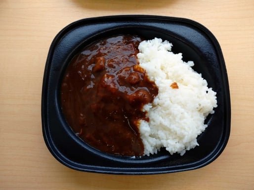 たっぷり辛口ポークカレー