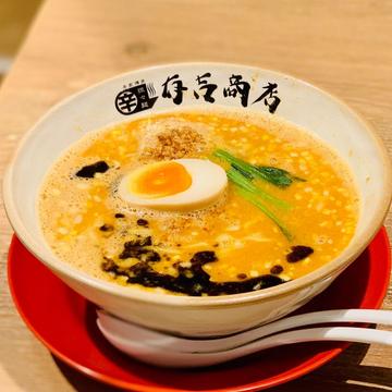 博多担々麺
