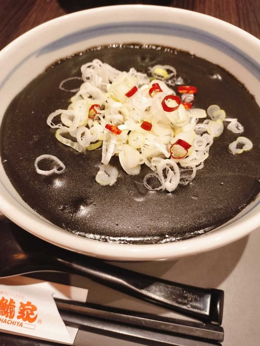 黒辛カレーうどん