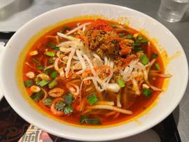 台湾ラーメン嵐 5辛 アフリカン