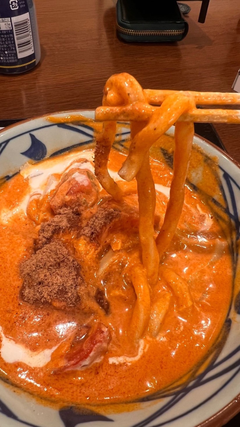 冷やしトマたまカレーうどん