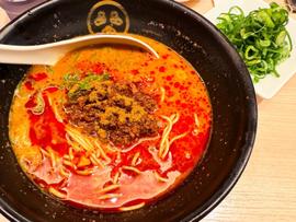 スパイシー豚骨担々麺