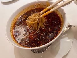 とっても辛い麻辣香る四川風坦々麺