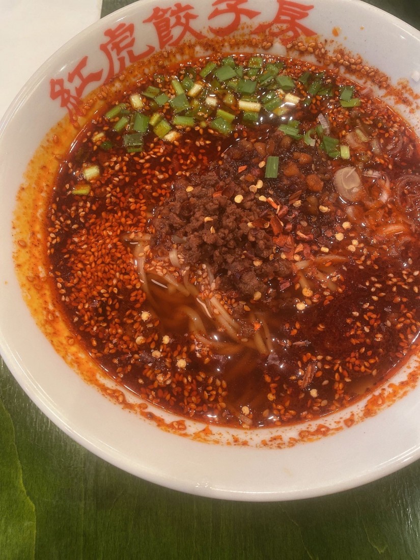 紅麻辣坦々麺