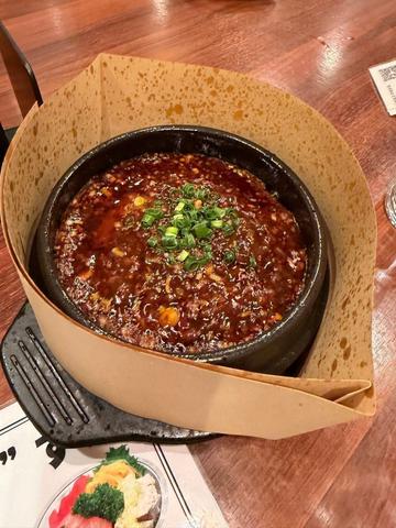 竜煙石鍋麻婆豆腐 中辛