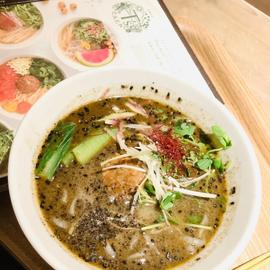 黒胡麻たんたん麺 HOT🌶