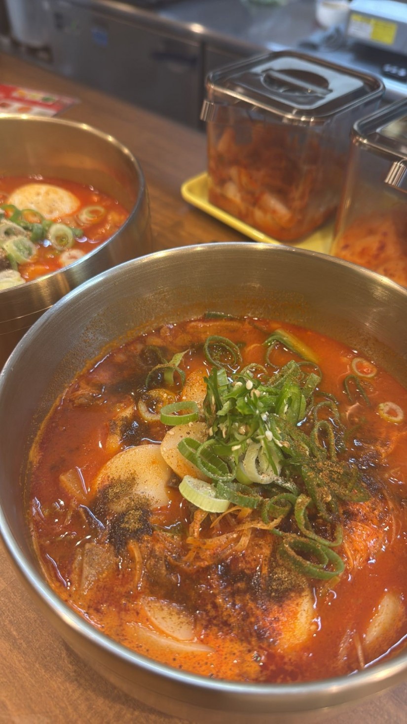 ユッケジャン麺 中辛普通