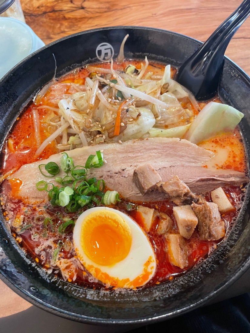 赤ラーメン  野菜炒めトッピング 激辛