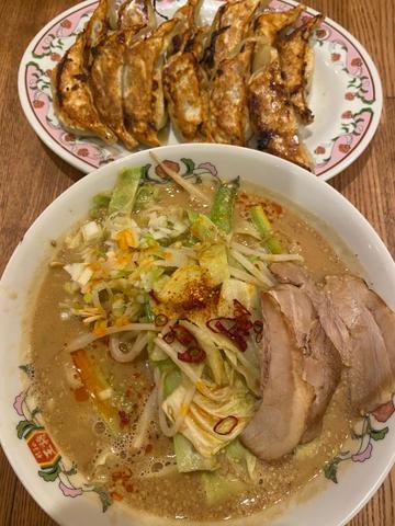 野菜たっぷり坦々麺
