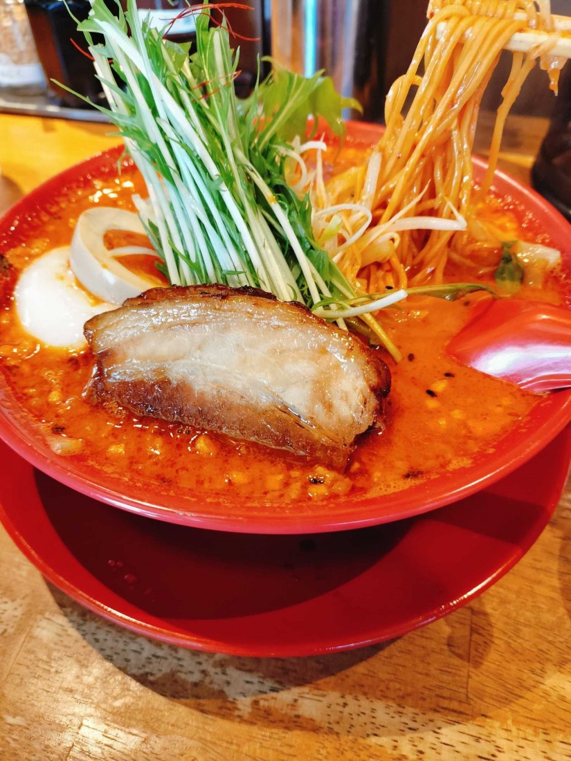 赤ラーメン 挑戦派