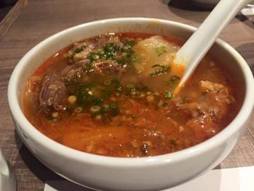 龍特製テールスープ