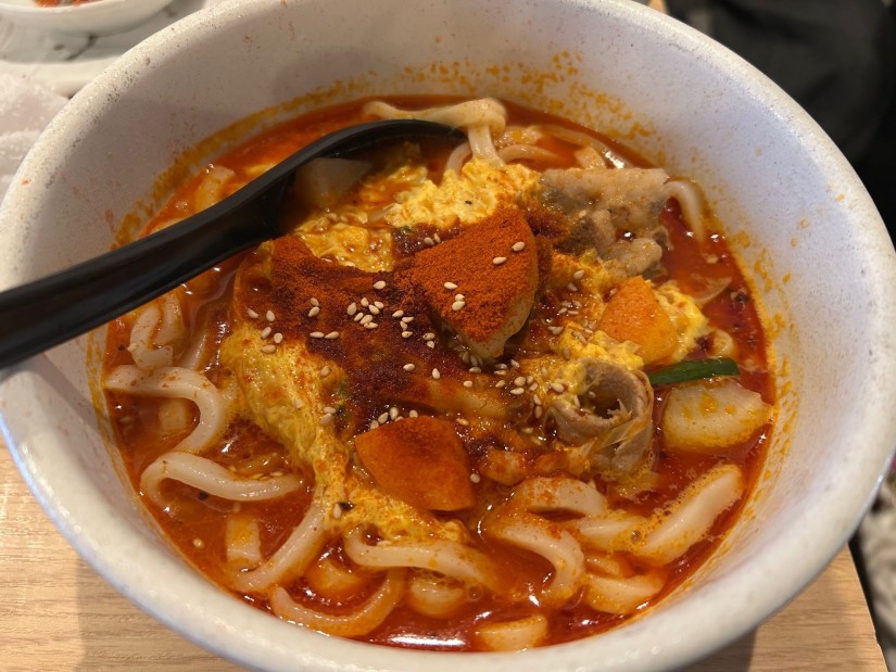 激辛ユッケジャンうどん
