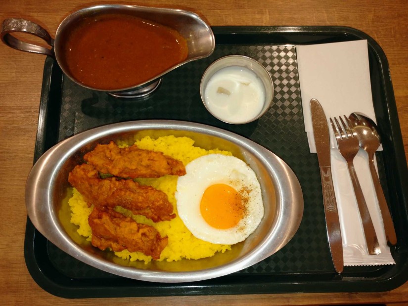 チキンパコダ マトンカレー