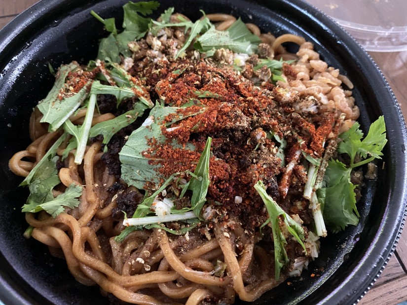 汁なし担々麺辛さ4痺れ4 辛さ4、痺れ4