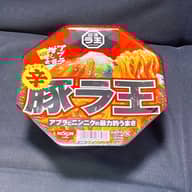 ジャンキー辛豚ラ王 アブラとニンニクの暴力的うまさ