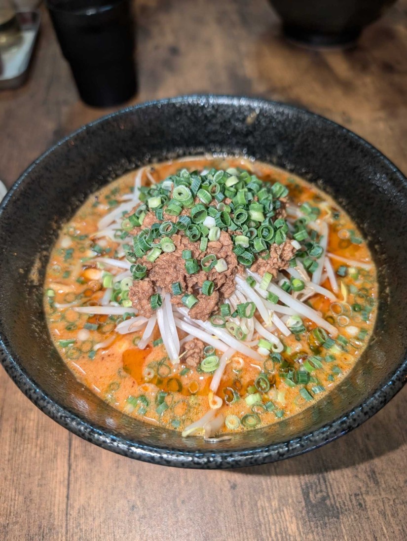 紅坦々麺