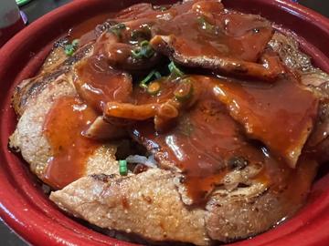 しび辛豚丼