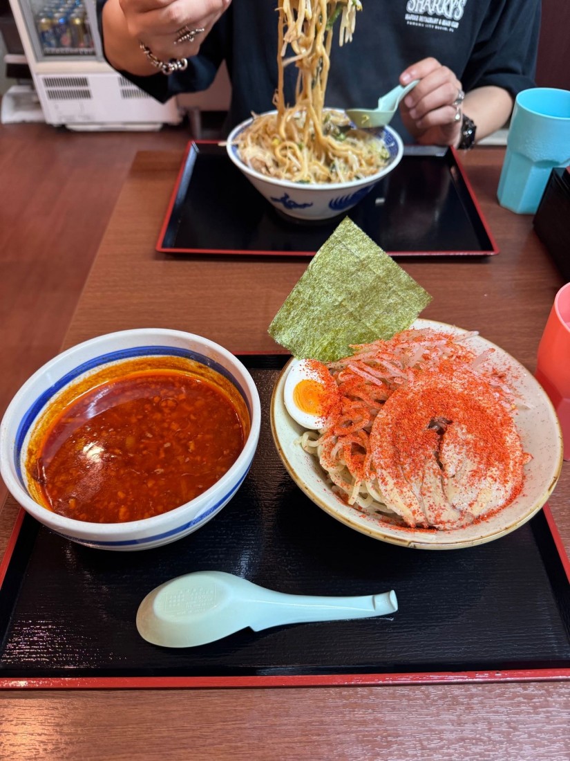 レッドつけ麺