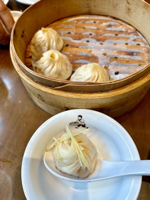 香辣蟹肉小籠包 🌶️🌶️