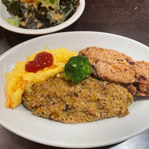 ドライカレー/チキン竜田&ふわふわオムレツ