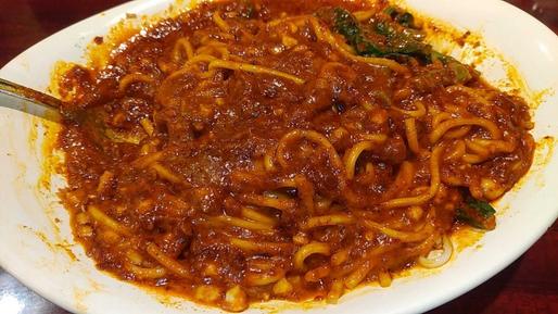 汁なし担々麺 お店で出来る一番の辛さ