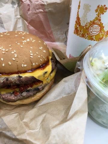 ディアブロ・ガーリックダブルチーズバーガー 辛口