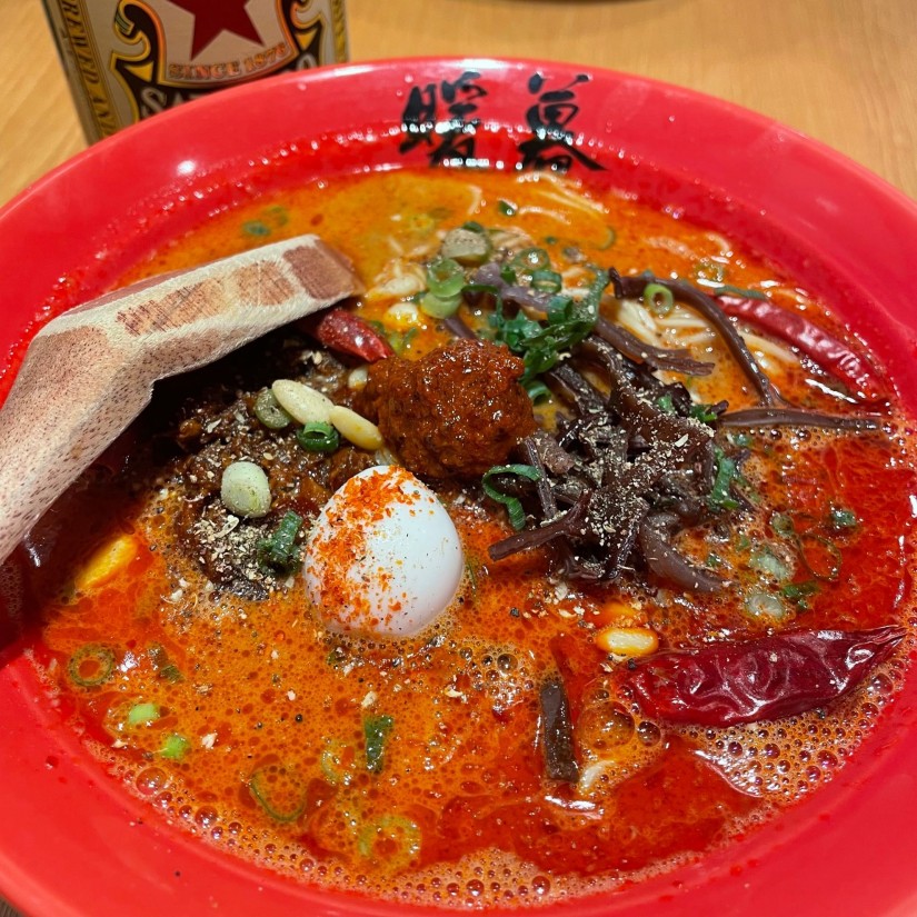 赤辛麻辣豚骨 辛味ダレ多め