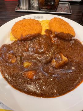 スクランブルエッグ、クリームコロッケ、野菜トッピング 10辛