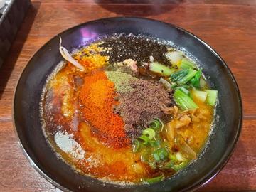 濃厚スパイス坦々麺 シビ鬼マシ  カラ鬼マシ
