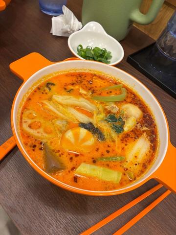 麻辣湯（定番薬膳スープ） 中辛