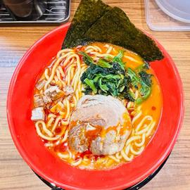 赤辛家系ラーメン